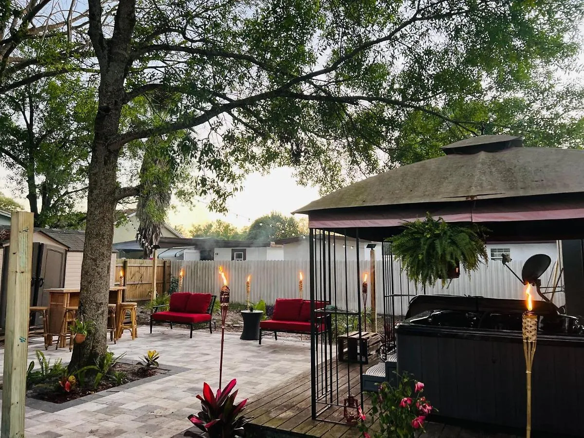 Apartment Tropical Casita In Tampa Near Airport And Raymond James Stadium United States