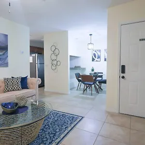 Apartment Saint Joseph, Tampa